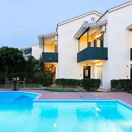 Holiday home Villaaltinaapartments *
